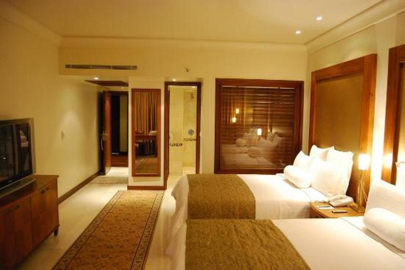 Hotel Hilltop Kandy Quarto foto